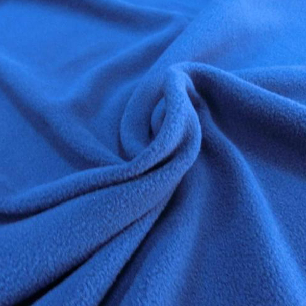 The Versatile Applications of Velvet Fabric in Home Decor, Fashion, and Crafts